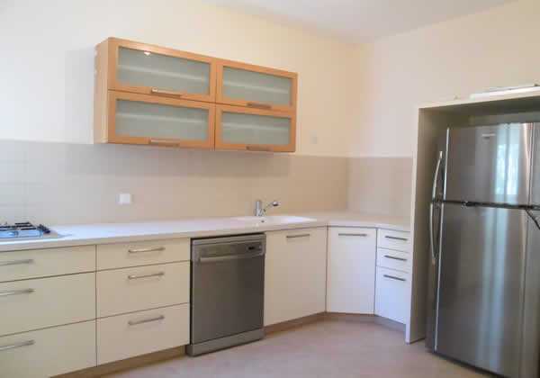 3-brd-apartment-for-rent-on-Metudela-Street-in-Rehavia-jerusalem