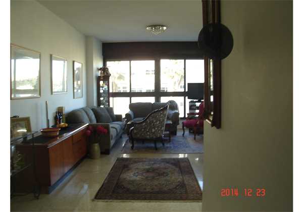Apartment-for-Sale-in-Jerusaelm-Renovated-on-Hapalmach