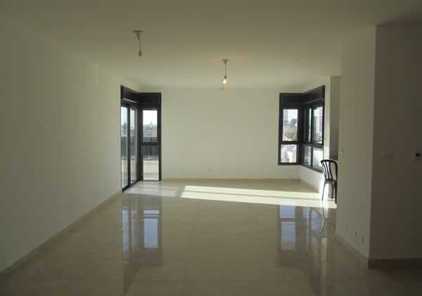 Beautiful-and-Spacious-apartment-for-rent-in-Nachlaot
