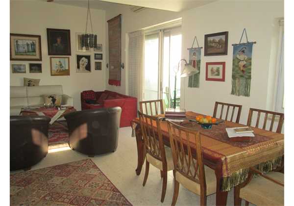For-sale-Surrounded-with-greenery-4-rooms-off-of-Azza-St.-Jerusalem