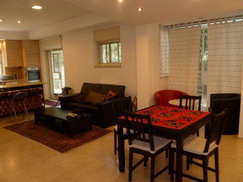 for-rent-A-Beautiful-garden-apartment-in-Talbieh-on-Echad-Ha-am