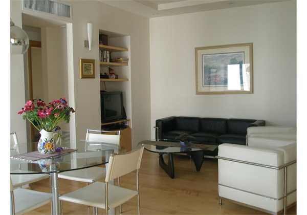 for-rent-Beautiful-and-furnished-2-BRD-on-Ramban-ST-jerusalem