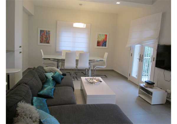 for-rent-Furnished-and-renovated-on-Ben-Mimon-St.-Rechavia-Jerusalem