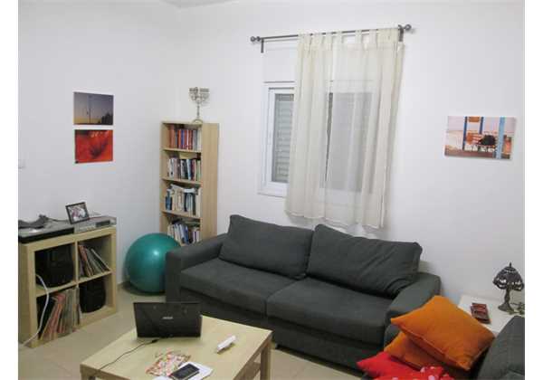 for-sale-2.5-rooms-for-sale-in-center-Rechavia-Jerusalem