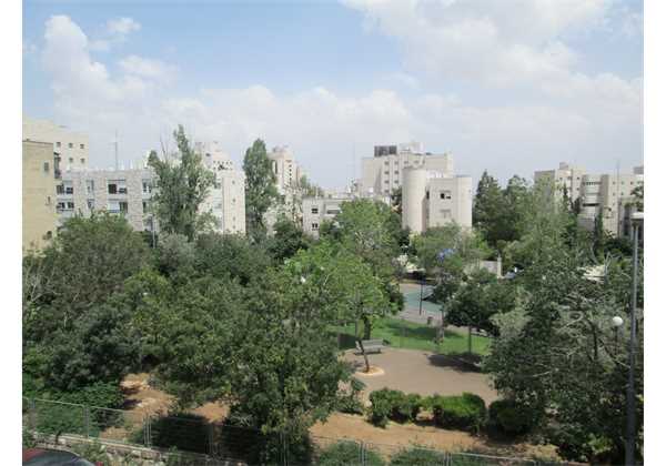 for-sale-Spacious-3-BRD-top-floor-apartment-in-the-heart-of-Talbieh-Jerusalem