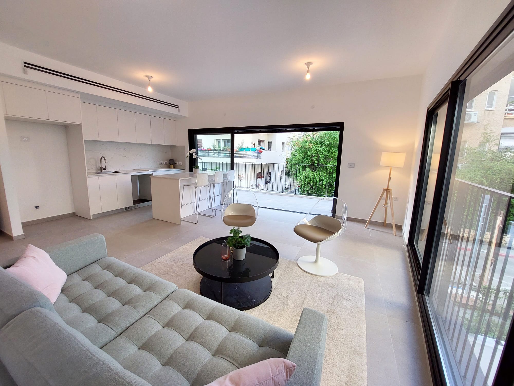 For Sale: A Beautiful Brand New Apartment in a Boutique Project in Tel Aviv City Center